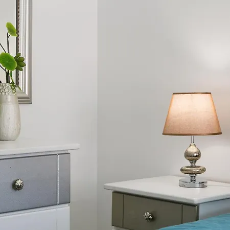 Apartment Isabel Dream Iv, 400m From The Train Algueirão-Mem Martins